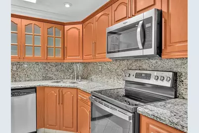 8511 NW 59th Ct, Tamarac, FL 33321 - Photo 22