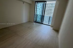 77 SE 5th, Miami, FL 33131 - Photo 4