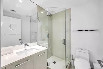 45 SW 9th St #2103, Miami, FL 33130 - Photo 24