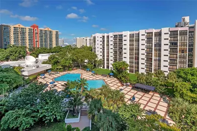 16909 N Bay Rd #1020, Sunny Isles Beach, FL 33160 - Photo 32