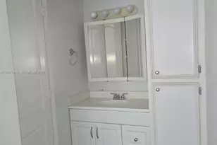 16909 N Bay Rd, Sunny Isles Beach, FL 33160 - Photo 24