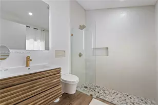 520 Bay Point Rd, Miami, FL 33137 - Photo 30