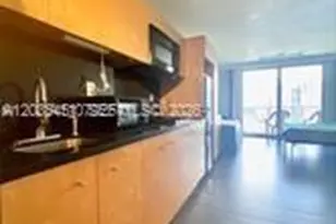 19201 Collins Ave, Sunny Isles Beach, FL 33160 - Photo 10