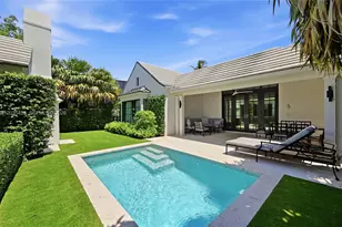 135 Chilean Ave, Palm Beach, FL 33480 - Photo 4
