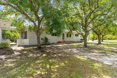 1701 NE 1st Ter, Homestead, FL 33030 - Photo 4