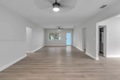 1701 NE 1st Ter, Homestead, FL 33030 - Photo 8