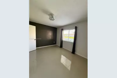 1271 SE 28th Ct #105, Homestead, FL 33035 - Photo 6