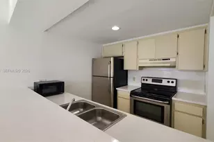 8160 Geneva Ct, Doral, FL 33166 - Photo 1