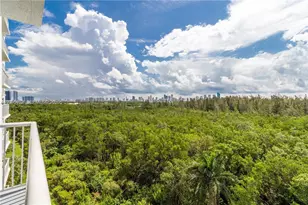 14951 Royal Oaks Ln, North Miami, FL 33181 - Photo 8