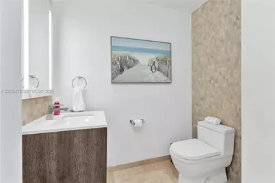 68 SE 6th St #1611, Miami, FL 33131 - Photo 20
