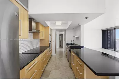 520 SE Brickell Key Dr #A1615, Miami, FL 33131 - Photo 4