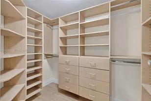 3370 Hidden Bay Dr, Aventura, FL 33180 - Photo 40
