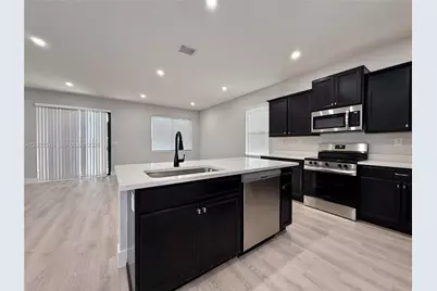 2159 SE 1st St, Homestead, FL 33033 - Photo 8