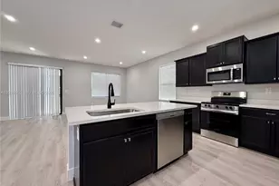2159 SE 1st St, Homestead, FL 33033 - Photo 8