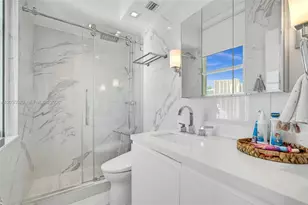 800 Claughton Island Dr, Miami, FL 33131 - Photo 70