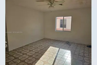 709 NE 4th Ct #6, Hallandale Beach, FL 33009 - Photo 12