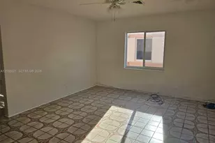 709 NE 4th Ct., Hallandale Beach, FL 33009 - Photo 12