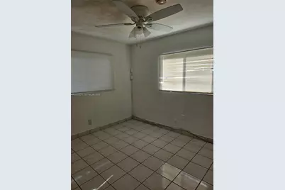 709 NE 4th Ct #6, Hallandale Beach, FL 33009 - Photo 16
