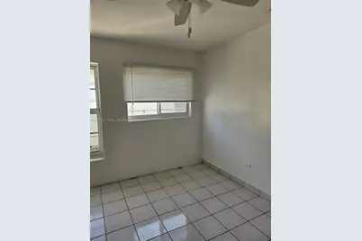 709 NE 4th Ct #6, Hallandale Beach, FL 33009 - Photo 26