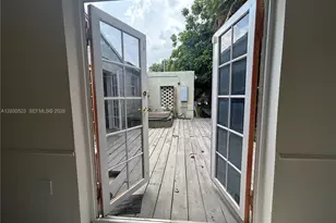 9600 N Miami Ave, Miami Shores, FL 33150 - Photo 22