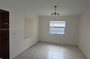 10968 SW 5th St, Sweetwater, FL 33174 - Photo 2