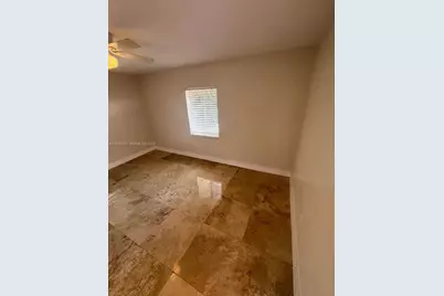 544 NE 62nd St #544-8, Miami, FL 33138 - Photo 4