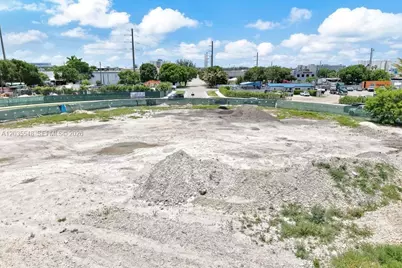 10800 NW 24th St, Sweetwater, FL 33165 - Photo 32