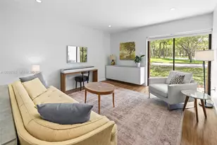 11045 SW 113th Pl, Miami, FL 33176 - Photo 2