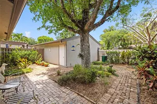 11045 SW 113th Pl, Miami, FL 33176 - Photo 12