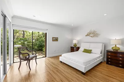 11045 SW 113th Pl, Miami, FL 33176 - Photo 4