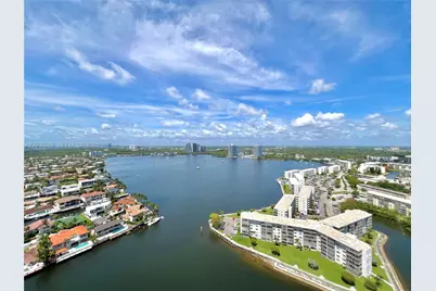 1000 W Island Blvd #3010, Aventura, FL 33160 - Photo 18