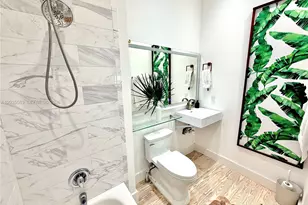 1460 Cleveland Rd, Miami Beach, FL 33141 - Photo 10