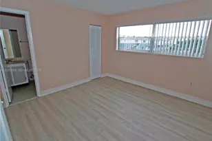 9351 Fontainebleau Blvd, Miami, FL 33172 - Photo 18