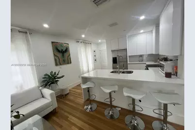 1091 NW 59th St, Miami, FL 33127 - Photo 8