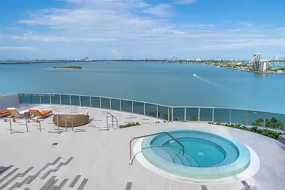 488 NE 18th St #615, Miami, FL 33132 - Photo 34