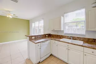 12842 SW 135th St, Miami, FL 33186 - Photo 14
