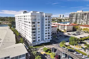3113 S Ocean Dr, Hallandale Beach, FL 33009 - Photo 40