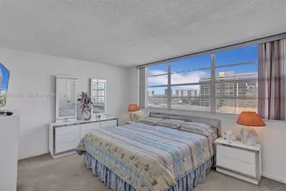 3113 S Ocean Dr #803, Hallandale Beach, FL 33009 - Photo 10