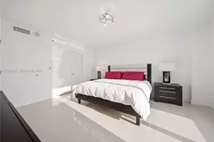 3530 Mystic Pointe Dr, Aventura, FL 33180 - Photo 26