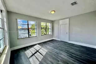 301 SW 10th Ave, Miami, FL 33130 - Photo 4