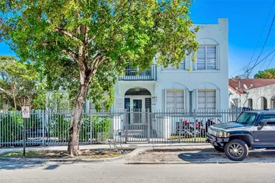 301 SW 10th Ave #1, Miami, FL 33130 - Photo 1