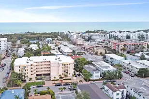 7925 Carlyle Ave, Miami Beach, FL 33141 - Photo 24