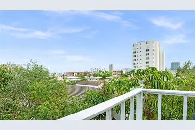 7925 Carlyle Ave #403, Miami Beach, FL 33141 - Photo 22