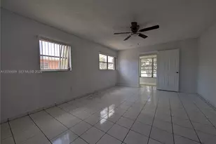19080 NE 3rd Ct, Miami, FL 33179 - Photo 8