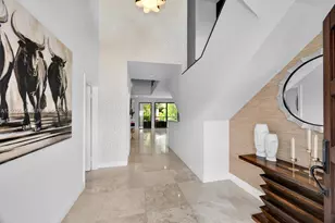 2000 S Bayshore Dr, Miami, FL 33133 - Photo 16