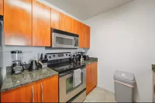 1200 Brickell Bay Dr, Miami, FL 33131 - Photo 36