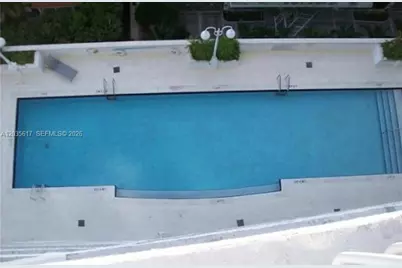 1200 Brickell Bay Dr #3318, Miami, FL 33131 - Photo 6