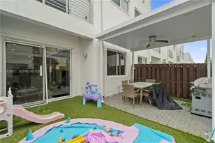 10294 NW 71st Terrace, Doral, FL 33178 - Photo 20