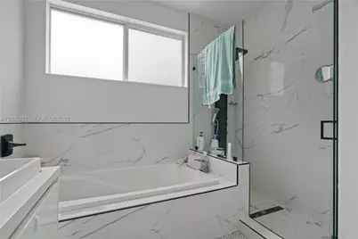 10294 NW 71st Ter, Doral, FL 33178 - Photo 34
