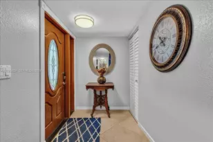 2155 Nova Village Dr, Davie, FL 33317 - Photo 6